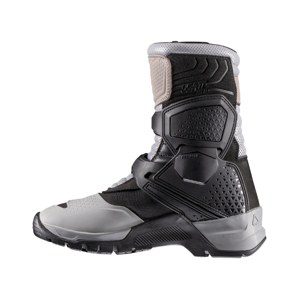 Bota Adventure X-Flow 7.5 Curta Preto com Cinza - Leatt