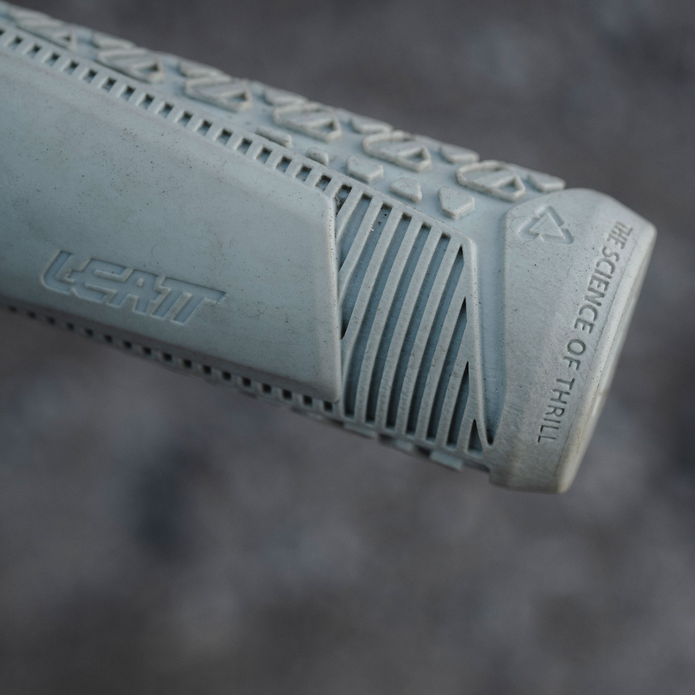 Manopla Reaflex 6.0 Regular 31mm Cinza - Leatt